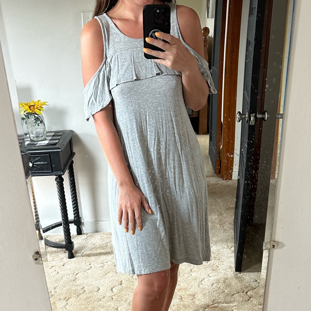 Sweet Pea New York & Company cold shoulder ruffle dress size XS